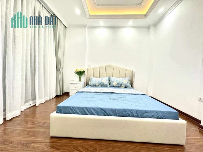 Giáp Nhất, Thanh Xuân, đẹp như cung Vua, nội thất tiền tỷ, 36m2 5T chỉ 6 tỷ 5