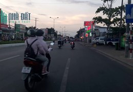 Bán gấp mặt tiền Nguyễn Văn Cừ, 110m2 DTSD, đường 33m lề 9m, chỉ 1 tỷ 99, chưa tới 2 tỷ