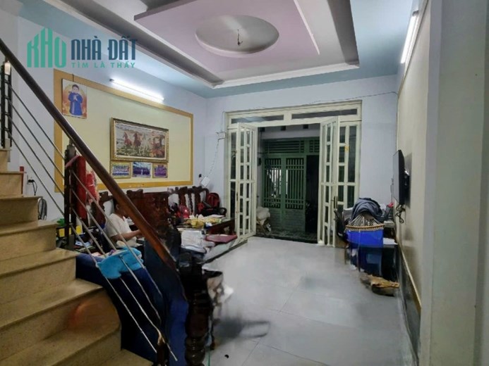 Bán Gấp Nhà Liên khu 4.5 ,54 m2,HXH đỗ cửa Cách mặt tiền 200m, 2 Tầng 3 tỷx