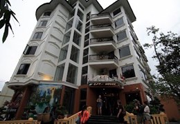Cần bán khách sạn 3 sao tọa lạc trung tâm sapa