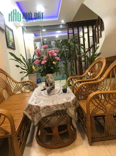 Bán gấp nhà Lê Quang Đạo, Phú Đô 40m2, 5 tầng, 4 ngủ ngõ nông rộng 4,5 tỷ