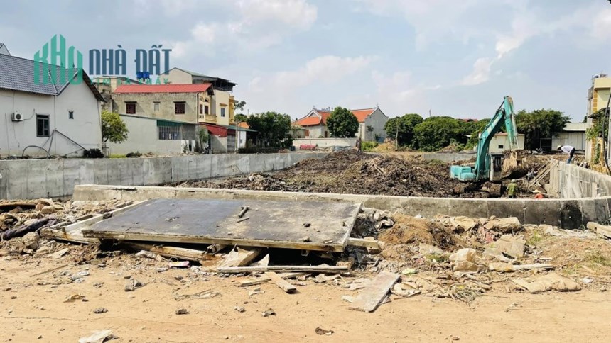 Chính chủ bán lô góc 2 măt tiền 71m tai Chí Trung, Tân Quang, Văn Lâm