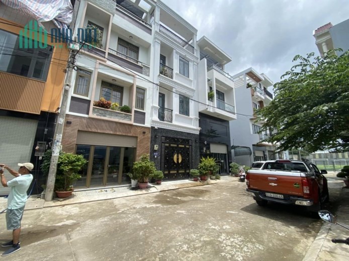 Đất Mặt Tiền Hẻm 8m - Ngang Hơn 5m, Khu Phân Lô An Phú Đông Quận 12 - Vị Trí Kinh Doanh - Phù Hợp