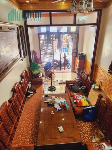 Bán Nhà Mặt Phố Hoa Bằng 54m2 x 4 tầng, Mặt Phố kinh doanh đỉnh cao, ô chờ thang máy, giá đầu tư