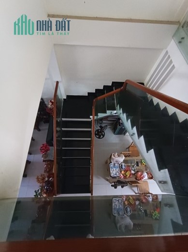 Bán mặt tiền Mẹ Thứ, 120m2, 3 tầng, mới đẹp, gần cầu Nguyễn Tri Phương, chỉ 3 tỷ 950