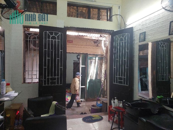 SIÊU HIẾM:Nguyễn Văn Linh 25 MV  2TẦNG  GIÁ 1.6 tỷ 
PHÂN LÔ CÁN BỘ ,Ô BÀN CỜ,GẦN Ô TÔ TRÁNH