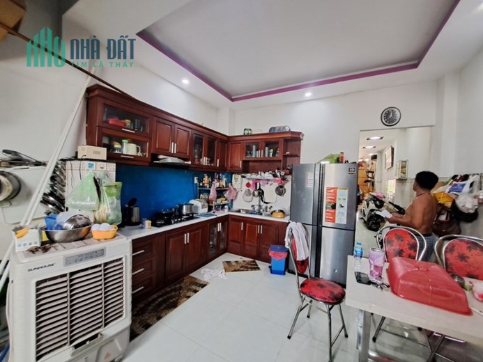 Bna nhà 1/ hẻm 8m Nguyễn Hữu Tiến quận Tân Phú 4 x 18- 2T hơn 6 tỷ TL