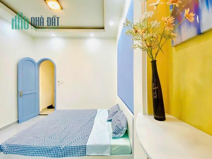 NHÀ MỚI Ở NGAY PHẠM VĂN CHIÊU. P14. GÒ VẤP TẶNG FULL NỘI THẤT. GIÁ CHỈ 3 TỶ 8. CÔNG NHẬN ĐỦ 35M2.