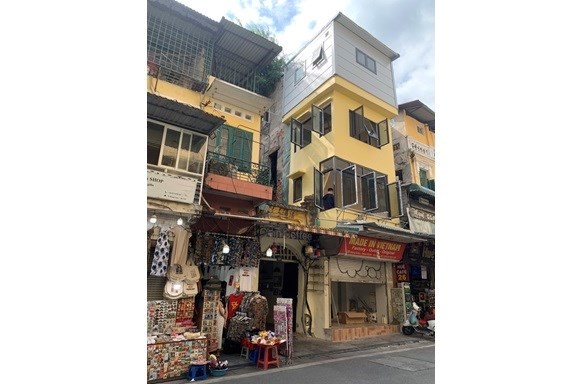 Chính chủ cho thuê nhà 4 tầng mới hoàn thiện mặt phố Hàng Giầy, Hoàn Kiếm, 28tr/th; 0904969628