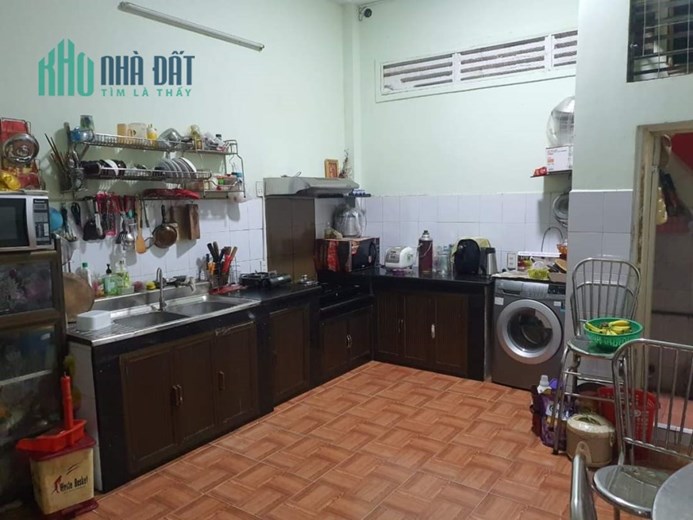 Bán Nhà Mặt Tiền Cộng Hòa, Víp Tân Bình, 153m2, 4 Tầng Mới, Dòng Tiền 25tr, Nhỉnh 20 Tỷ TL.