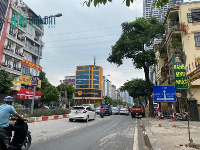 NHÀ ĐẸP NGÃ 4 VẠN PHÚC - Ô TÔ TẢI ĐỖ CỬA - 32M 4T CHỈ 4TỶ NHỈNH