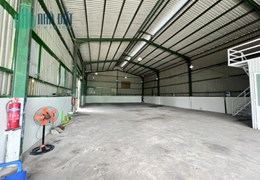 Kho mặt tiền Nguyễn Văn Tạo. Long Thới Nhà Bè 500m2 giá 25tr/ tháng