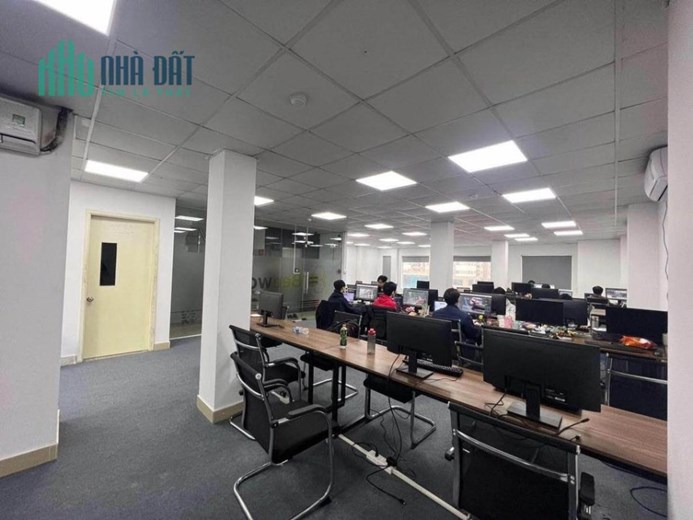 GIÁ ĐẦU TƯ BÁN MP BA ĐÌNH KD VÔ ĐỊCH 68M2, 6T THANG MÁY, HÈ 8M, MT 8M.