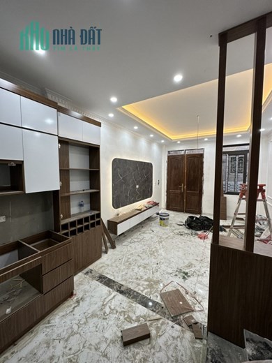 Bán nhà phố Trần Cung, Bắc Từ Liêm,nhà cách bệnh viên E 200M dt 36m² x 5 t mới tinh 4,1 tỷ