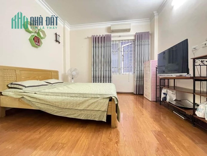 Bán nhà Phạm Văn Đồng ô tô đỗ cửa, ở ngay 5.2 tỷ