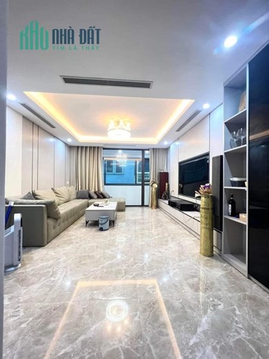 Bán Nhà Trân Duy Hưng - Lô Góc 3 Thoáng, Có Thang Máy