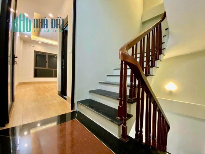 Siêu phẩm. Bán nhà Phố Lụa, Vạn Phúc, Hà Đông. 40m2 x 4 Tầng. 3 Ngủ. Hơn 3 Tỷ. 0968084286