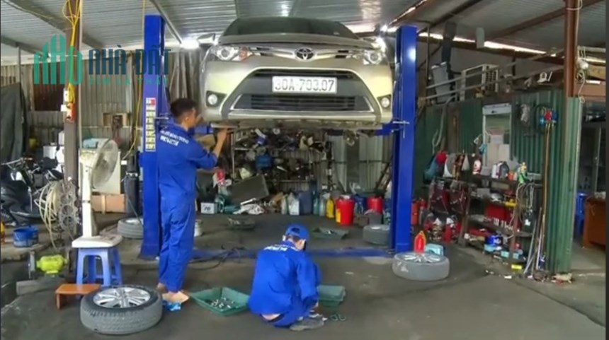 Gara ô tô Hùng Cường - đường Nam  Đuống , gần bãi xe 24h , phường Thượng Thanh, quận Long Biên, Hà