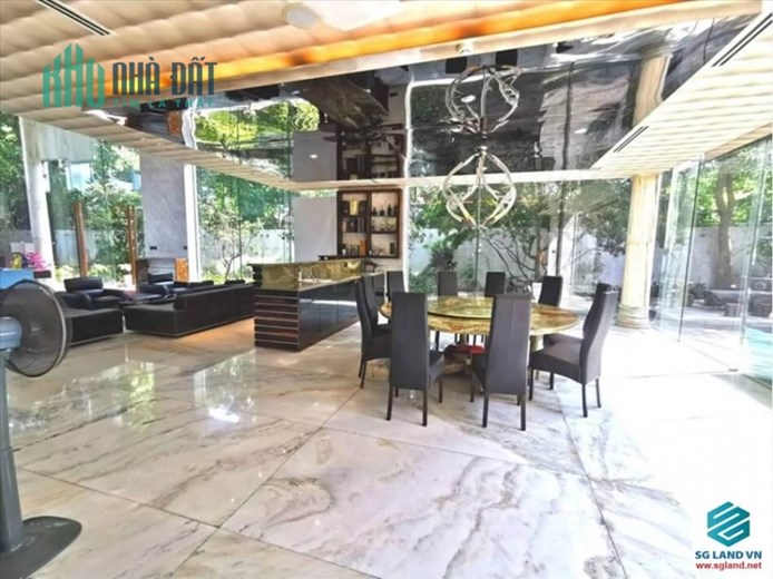 Biệt thự Thảo Điền siêu sang giá khủng