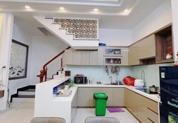 Nhà đường số Tân Quy, quận 7, DT 5.5x15m, lộ lớn, ô tô ngủ trong nhà, nhỉnh 7 tỷ