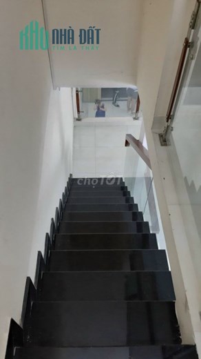 Nhà 3 tầng 3PN Hẻm 576 Lê Hồng Phong