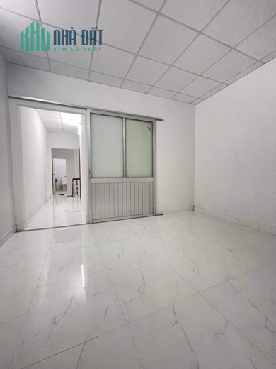 Bán nhà Lê Hồng Phong, Phường 10, Quận 10, 52m2 ngang 4m chỉ nhỉnh 4 tỷ
