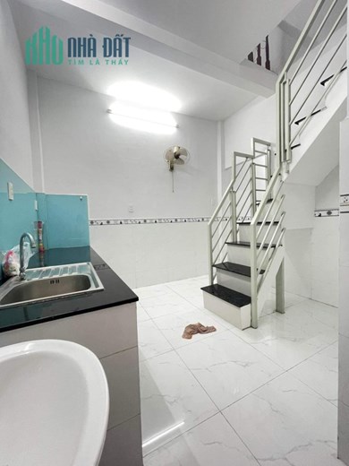 Bán nhà Lê Hồng Phong, Phường 10, Quận 10, 52m2 ngang 4m chỉ nhỉnh 4 tỷ