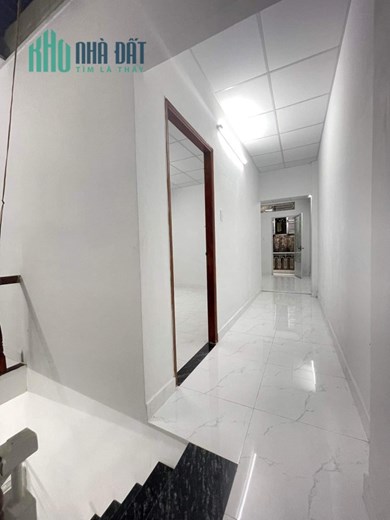 Bán nhà Lê Hồng Phong, Phường 10, Quận 10, 52m2 ngang 4m chỉ nhỉnh 4 tỷ