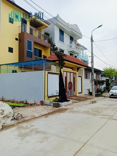 80m full thổ cư 
Đất tại bình yên thạch thất 
Ô tô đỗ cửa như hình
Giá siêu yêu cho khách tài chính