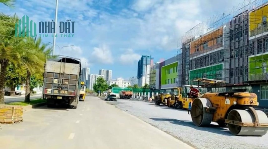 Cơ hội độc đáo có 1-0-2: Tặng ngay 1 gói “Sử dụng xe VinFast VF 8 Eco miễn phí” trong 12 tháng cho