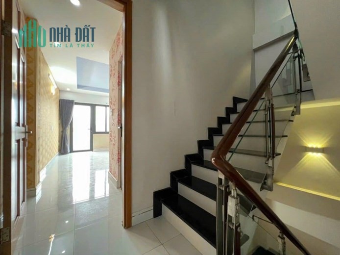 VỊ TRÍ ĐẸP - CÔNG NĂNG ĐẦY ĐỦ GIÁ TỐT - HẺM XE HƠI--ĐƯỜNG SỐ -PHƯỜNG TÂN QUY QUẬN 7