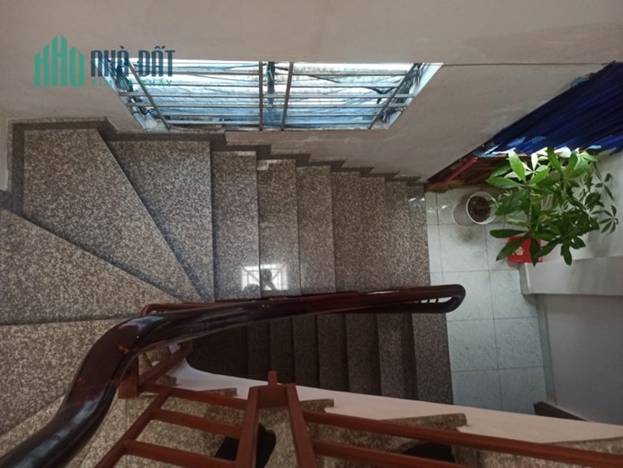 NGộp TRường Sơn Tân Bình - HXH 10m KD Sát MT - 100m2 - 3 tầng