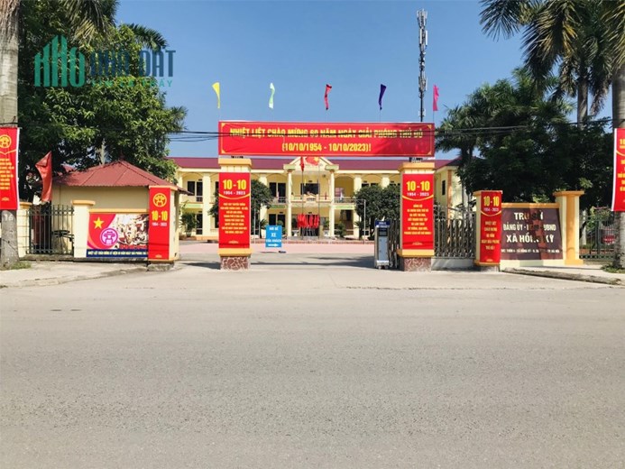 Rẻ nhất khu vực hơn 100m đất 2 mặt đường trước sau, ô tô đỗ tận nơi tại Hồng Kỳ-SS