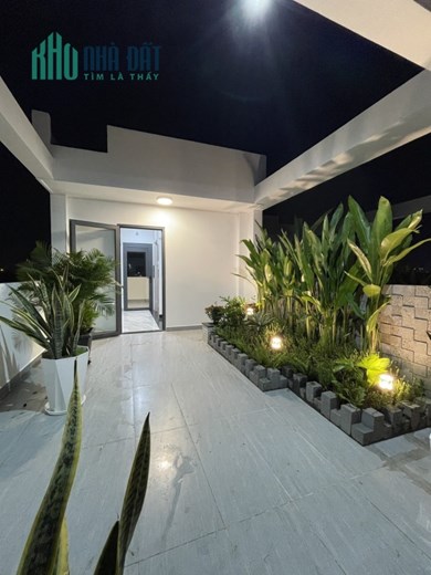 CẶP ĐÔI NHÀ XÂY MỚI 100% TỪ MÓNG TỚI MÁI -CÓ THANG MÁY ĐẾN S.THƯỢNG THIẾT KẾ ĐẸP & GIÁ TỐT