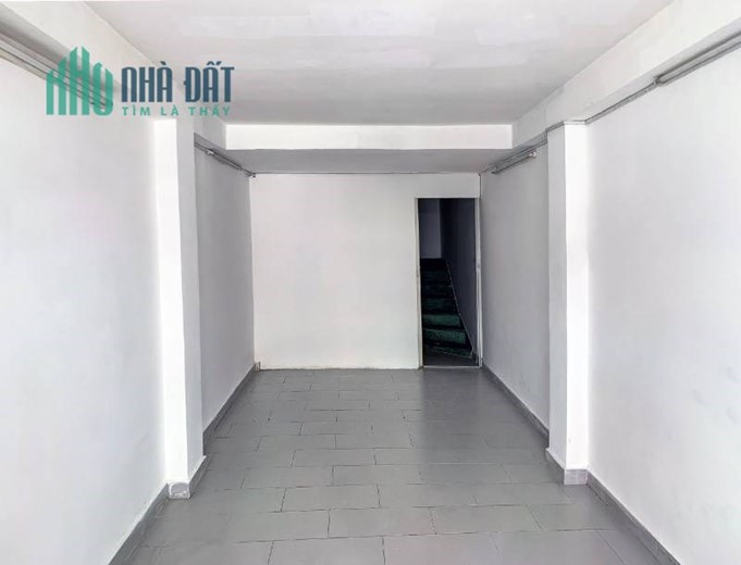 Nhà MTKD đường Nhật Tảo, 22 triệu, 4 tầng 4PN