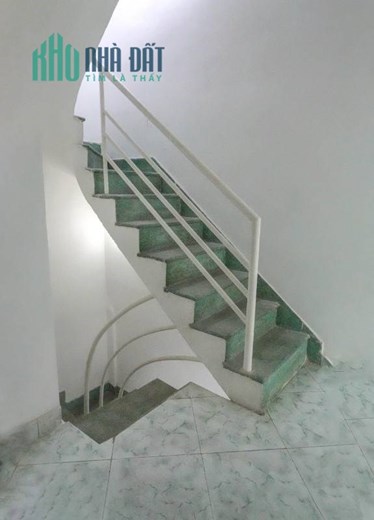 Nhà MTKD đường Nhật Tảo, 22 triệu, 4 tầng 4PN