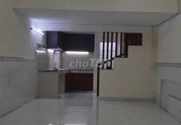 Nhà Hẻm 576 Lê Hồng Phong, 3 tầng 3PN