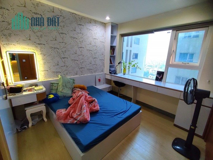 Nhà mình chính chủ muốn bán căn hộ tầng 12 tòa A chung cư Hồ Gươm Plaza, số 102 Trần Phú, Hà Đông,