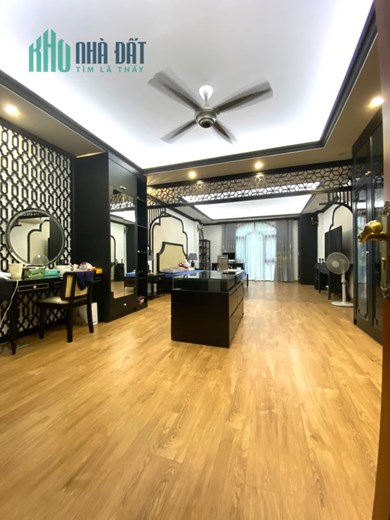 Bán nhà 8 tầng thang máy phố Hoàng Quốc Việt, Cầu Giấy, hai mặt ngõ, 71m, mt 5.4m, 25 tỷ.