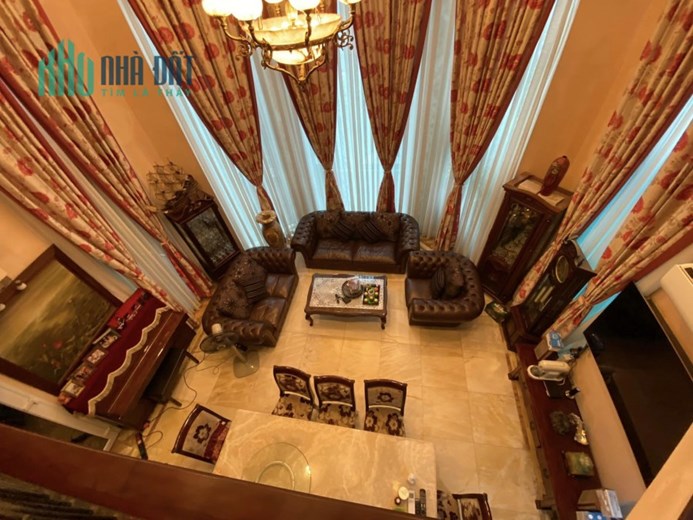 Bán nhà mặt phố Tây Hồ, Quận Tây Hồ, 4 mặt thoáng vĩnh viễn, 322m, Mặt Tiền 16m, 79 tỷ.