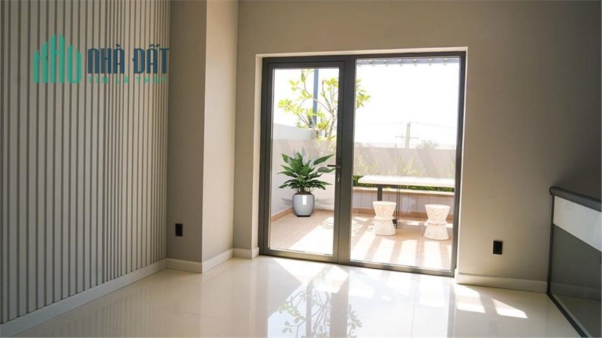 Bán nhà mặt tiền 95m, đối diện KCN Đồng Xoài 3
