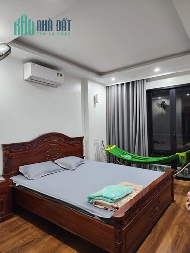 Bán nhà gần trường Kinh Tế Quốc Dân, ngõ 3m, thẳng tắp, nhà đẹp, 55m, 4PN, 5.5 tỷ