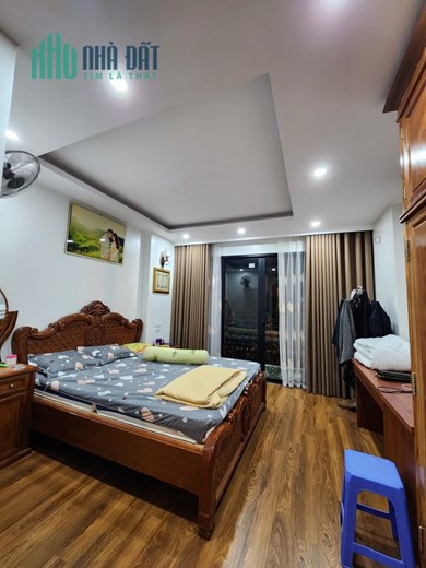 Bán nhà gần trường Kinh Tế Quốc Dân, ngõ 3m, thẳng tắp, nhà đẹp, 55m, 4PN, 5.5 tỷ