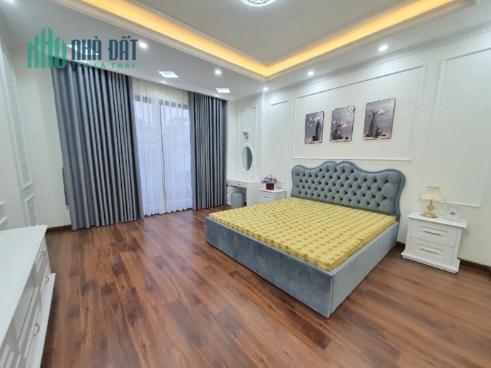BÁN NHÀ 44.6M2 4 TẦNG 4 PHÒNG NGỦ GIÁ 3.7 TỶ, Ô TÔ ĐỖ CỔNG, NGAY TÂY NAM LINH ĐÀM