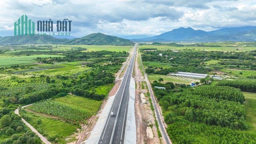 BÁN ĐẤT SUỐI TIÊN-DIÊN KHÁNH GIÁ ĐẦU TƯ CÁCH HƯƠNG LỘ 39 KHOẢNG 300M-LH 0906 359 868