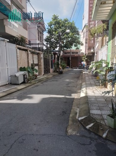 ♥ Nhà Núi Thành Góc kiệt Ô tô, 72m2, 2 tầng kiên cố, 3.1 tỷ