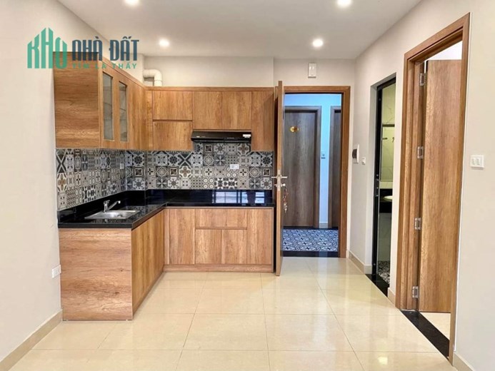 Bán tòa căn hộ dịch vụ Ngọc Thụy LB 128m²  thông Ô tô 6T thang máy 13 phòng DT 1.1 Tỷ/Năm