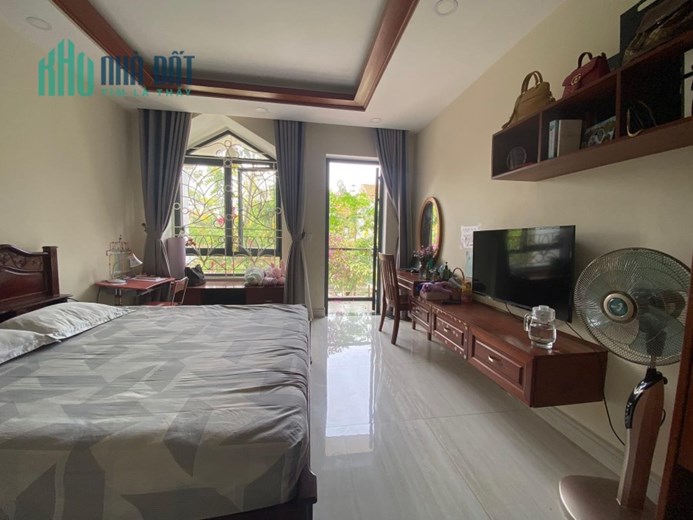 Bán nhà Bùi Tá Hán, 4x20m, 17tỷ, khu an ninh, đường đẹp rộng, 4 tầng, nội thất đẹp