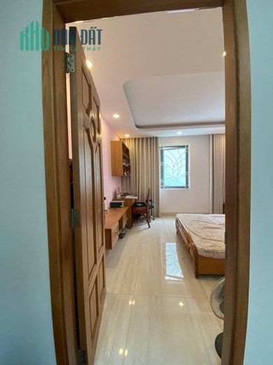 Bán nhà Bùi Tá Hán, 4x20m, 17tỷ, khu an ninh, đường đẹp rộng, 4 tầng, nội thất đẹp
