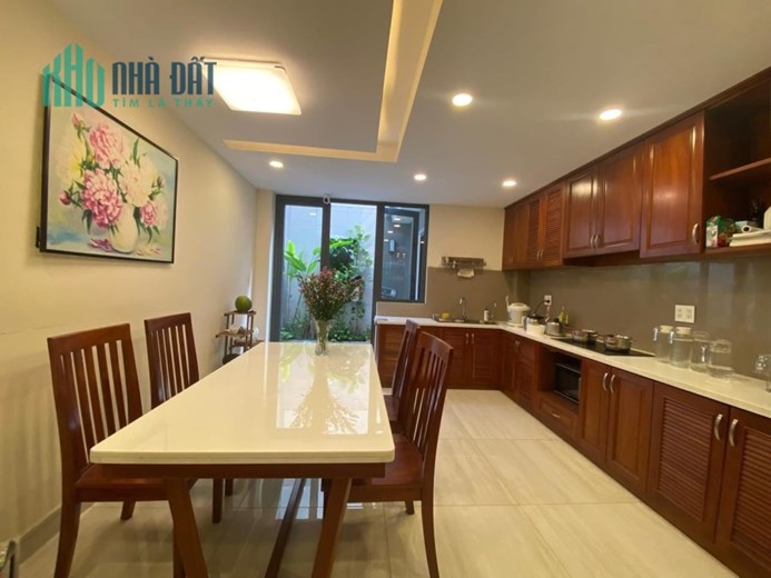 Bán nhà Bùi Tá Hán, 4x20m, 17tỷ, khu an ninh, đường đẹp rộng, 4 tầng, nội thất đẹp